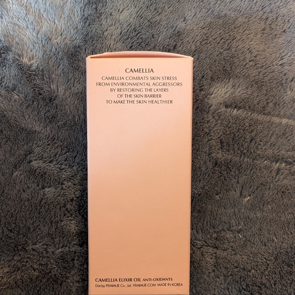 Femmue Camellia Elixir Oil Anti-Oxidants 1.01fl.oz. 30mL - Picture 5 of 7
